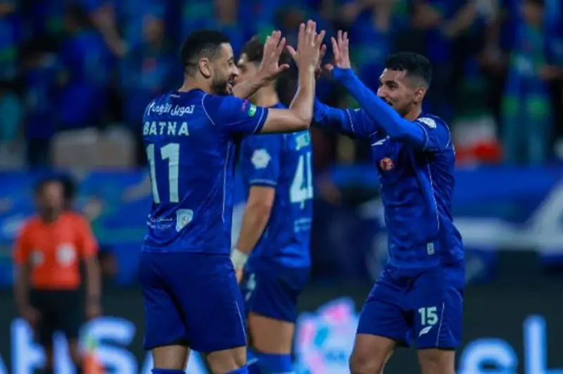 الفتح يهزم الخليج.. والحزم يسقط الرياض في الدوري السعودي